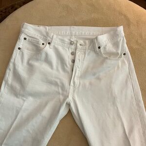 Levi's Men's Relaxed Jeans in White